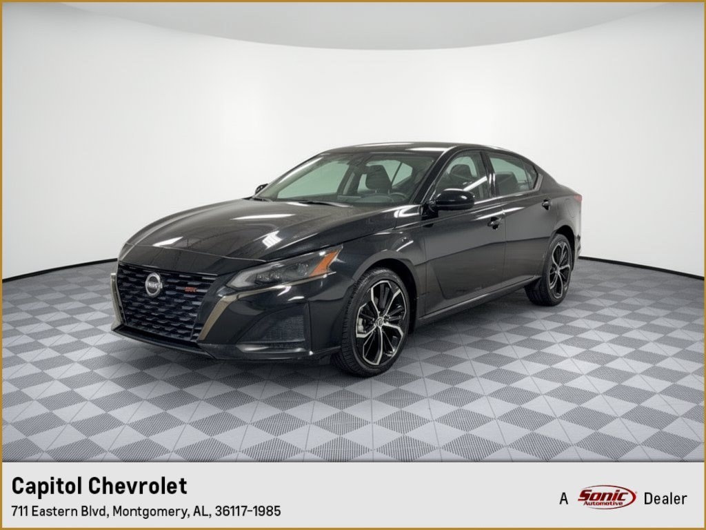 Used 2025 Nissan Altima SR Sedan