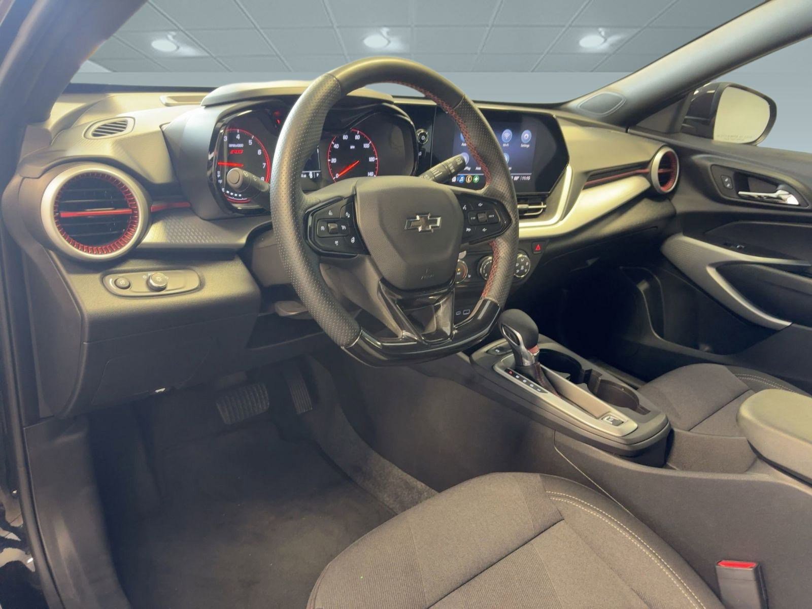 2024 Chevrolet Trax photo 3