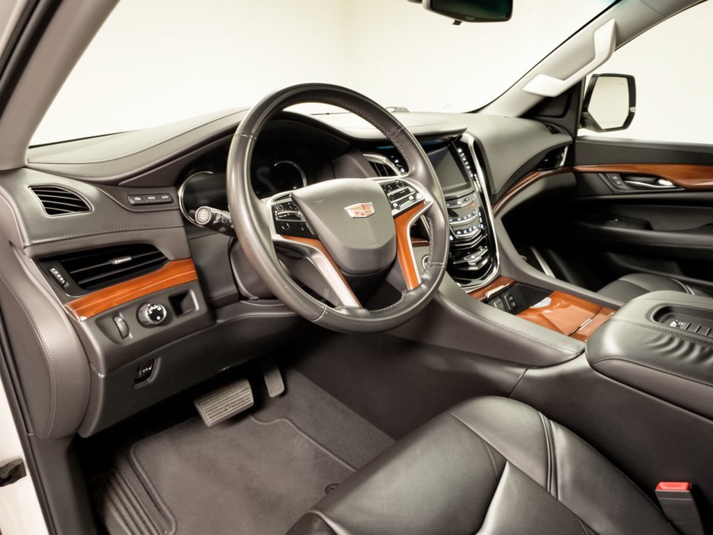 Used 2018 CADILLAC Escalade Premium Luxury SUV