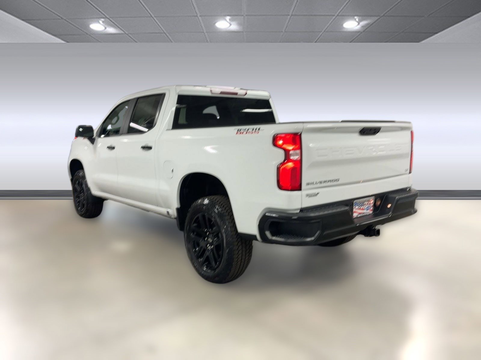 2025 Chevrolet Silverado 1500 LT Trail Boss photo 2