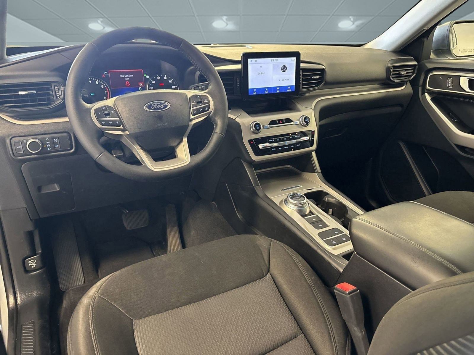 2022 Ford Explorer XLT photo 4