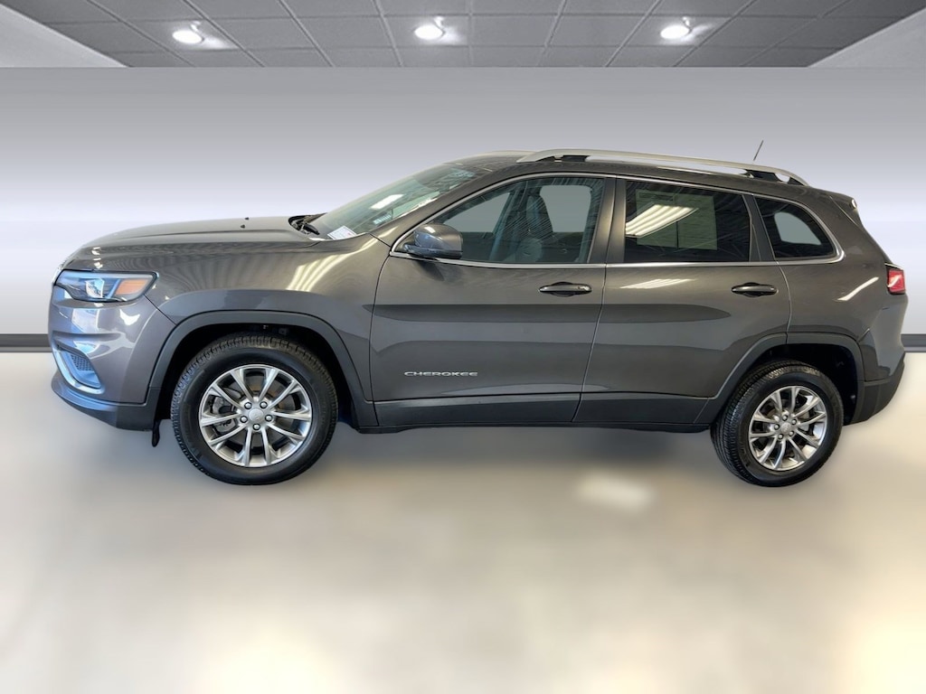 Used 2021 Jeep Cherokee Latitude Plus SUV