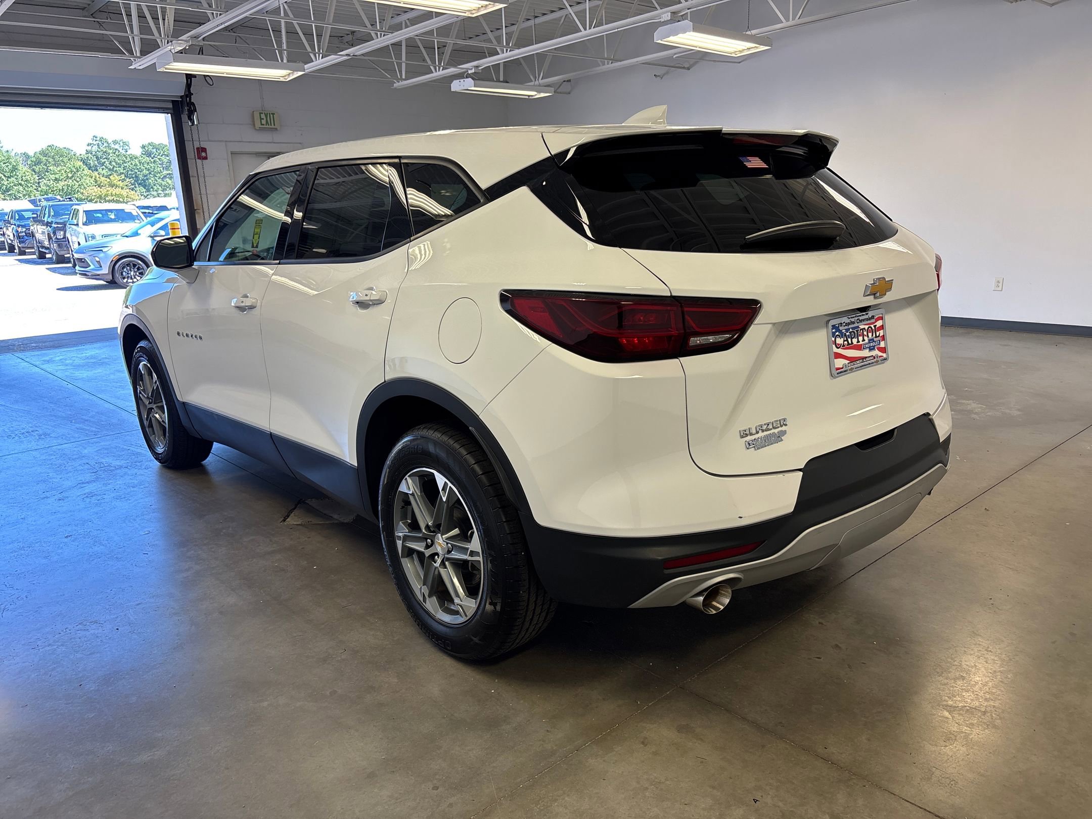 2023 Chevrolet Blazer 2LT photo 2