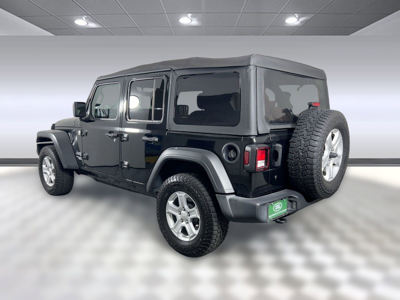 2020 Jeep Wrangler Unlimited Sport photo 3