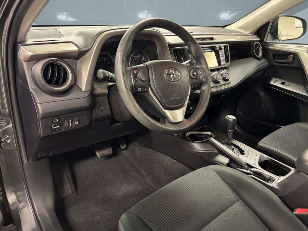 Used 2018 Toyota RAV4 LE SUV