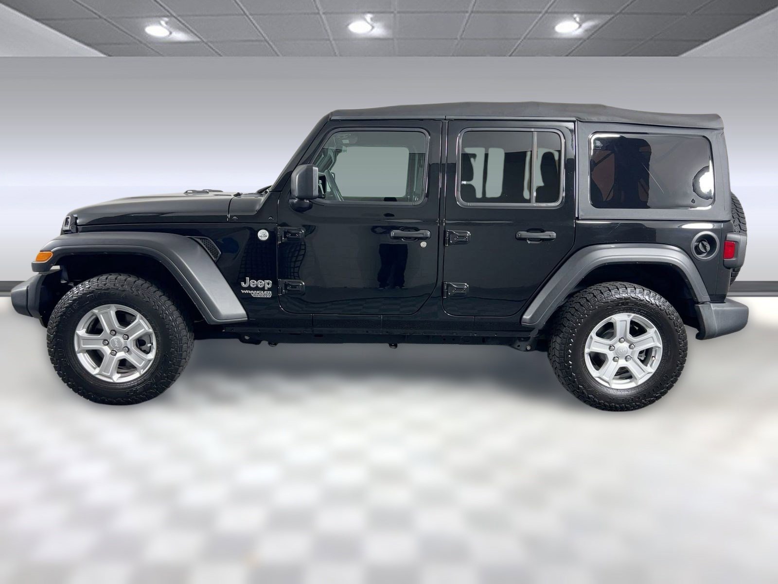 2020 Jeep Wrangler Unlimited Sport photo 2