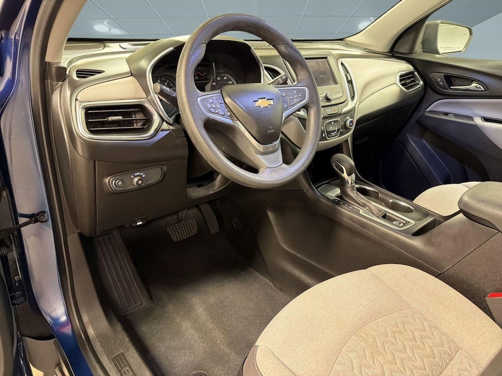 Used 2022 Chevrolet Equinox LS SUV