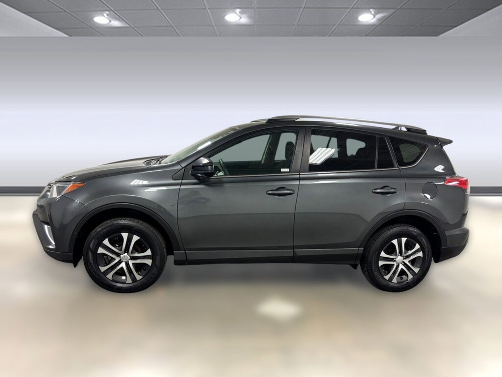 Used 2018 Toyota RAV4 LE SUV