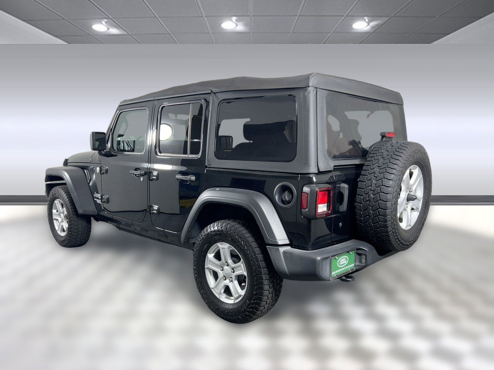 2020 Jeep Wrangler Unlimited Sport photo 3