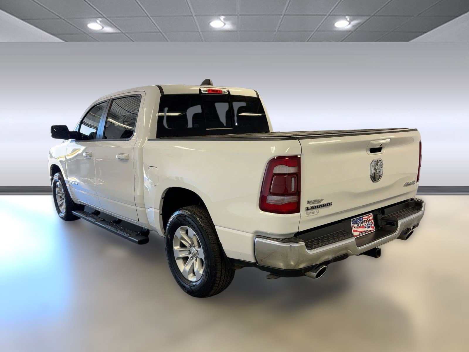 2023 Ram 1500 Laramie photo 2