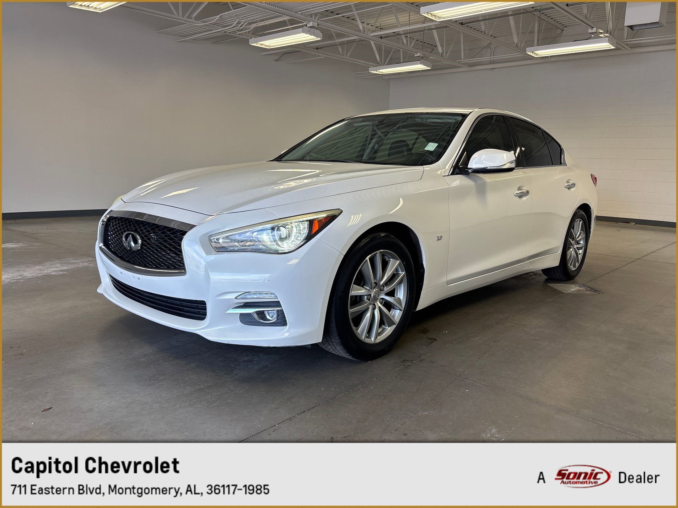 2015 Infiniti Q50 Base