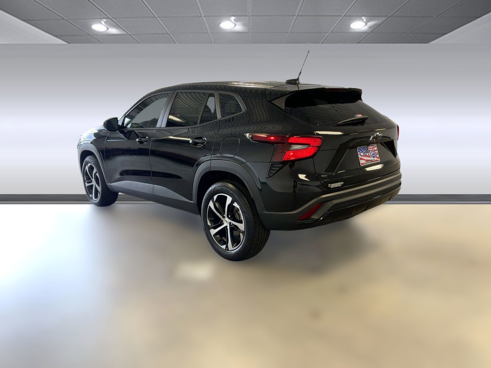 2024 Chevrolet Trax photo 2