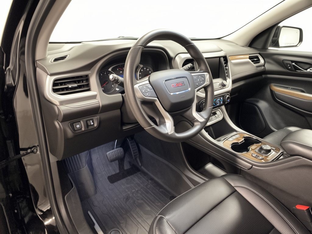 Used 2023 GMC Acadia SLE SUV