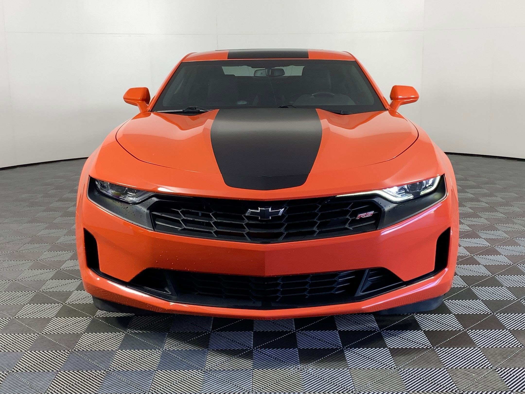 2019 Chevrolet Camaro 2LT Coupe photo 4