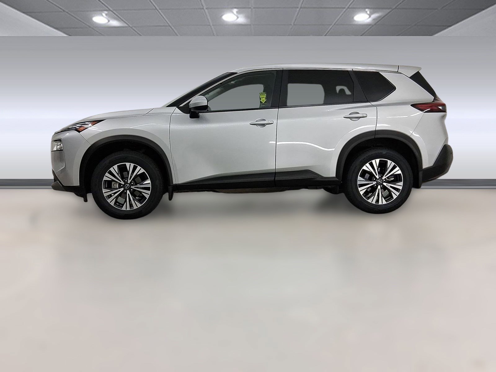 2023 Nissan Rogue SV photo 2