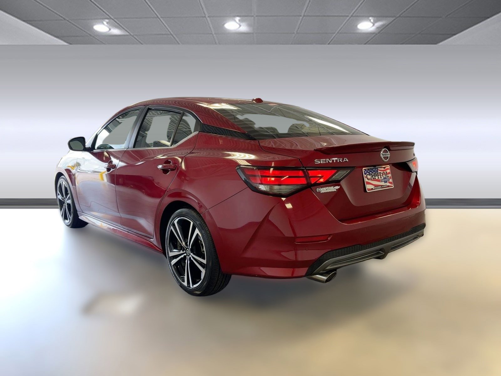 2022 Nissan Sentra SR photo 2