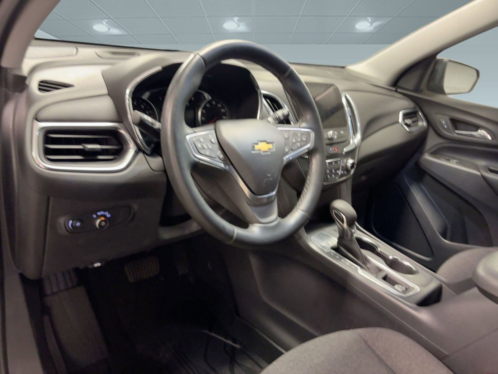 2023 Chevrolet Equinox LT photo 4