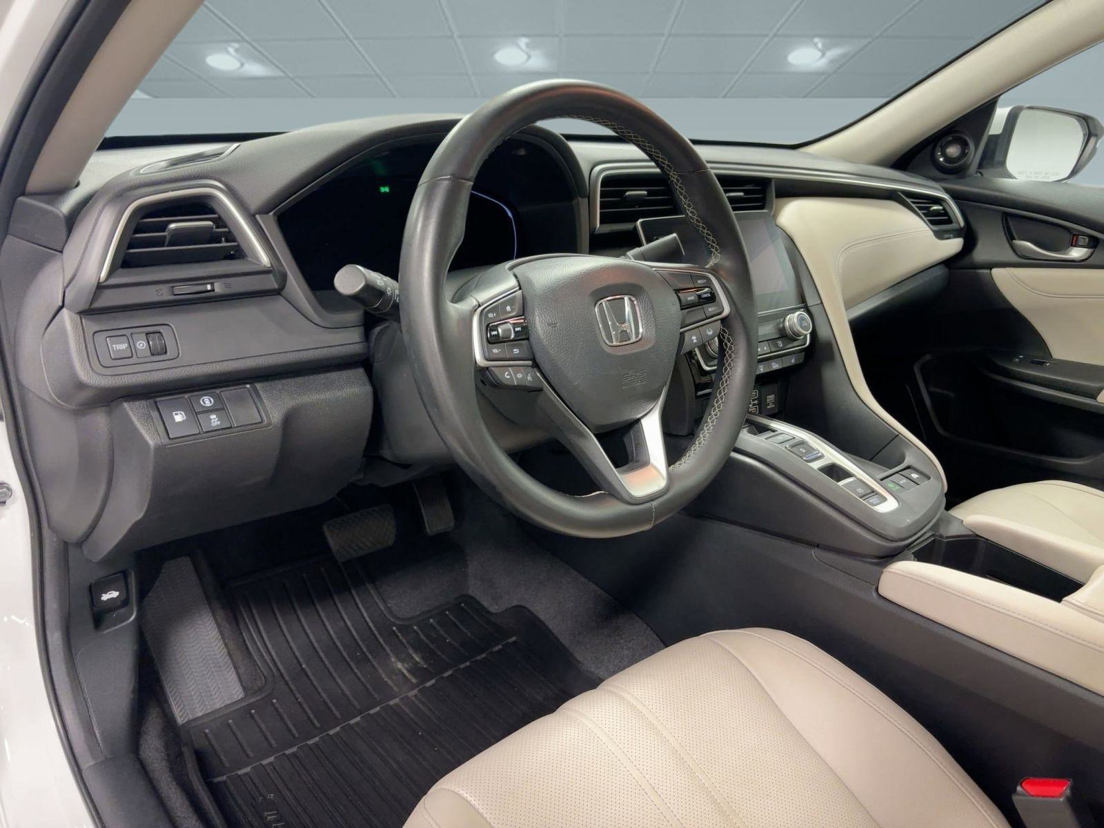 2022 Honda Insight Touring photo 2