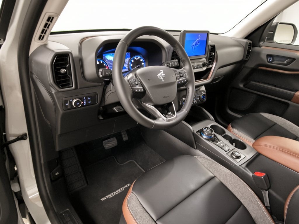 Used 2024 Ford Bronco Sport Outer Banks SUV