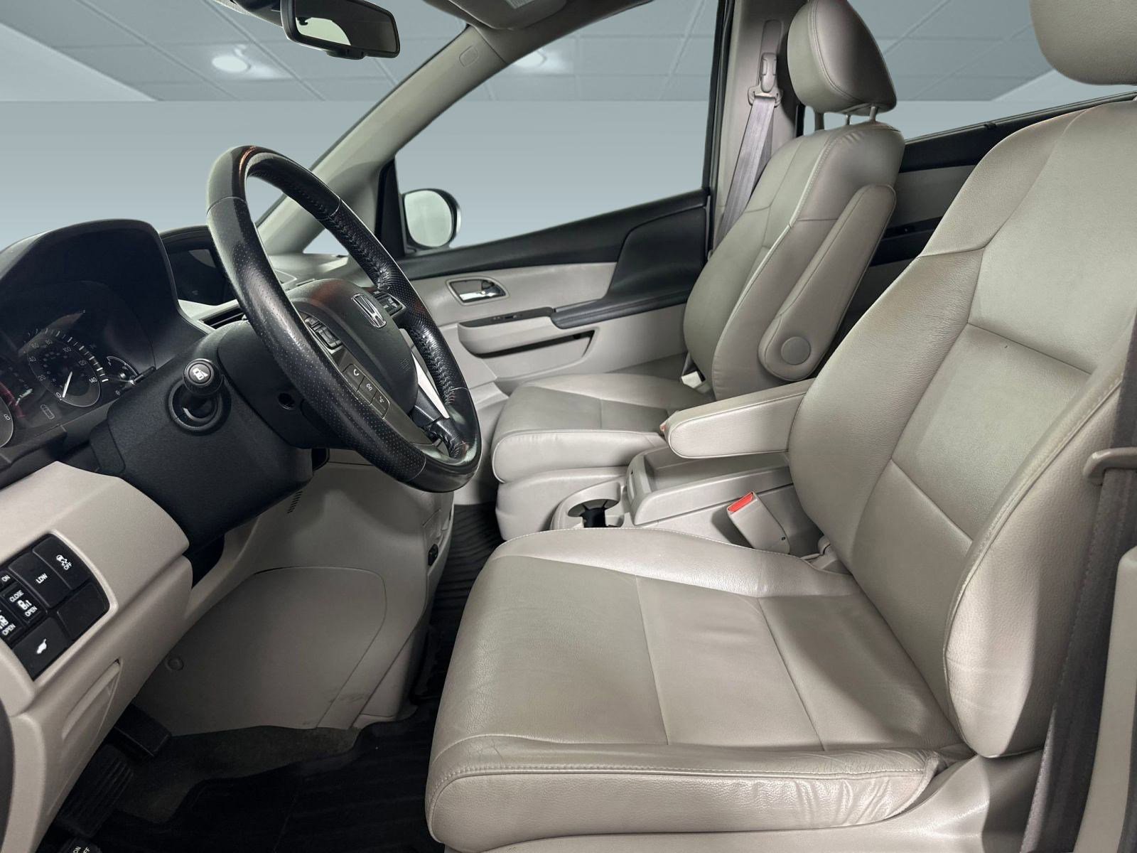 2016 Honda Odyssey EX-L photo 4