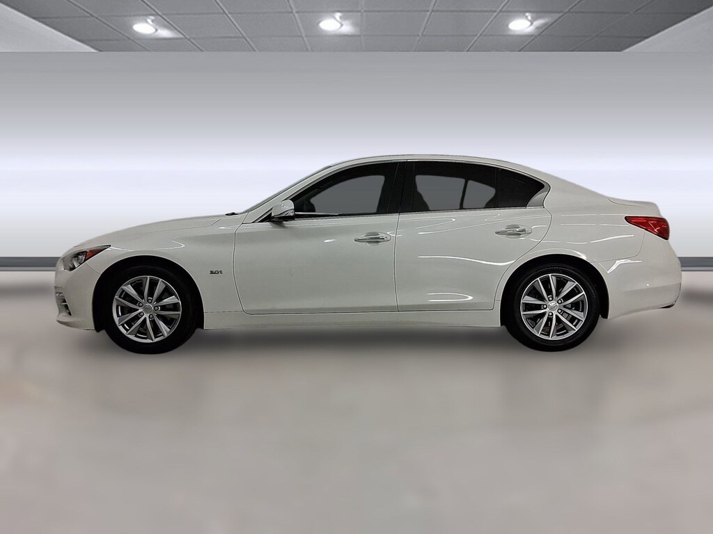 Used 2016 INFINITI Q50 3.0t Premium Sedan