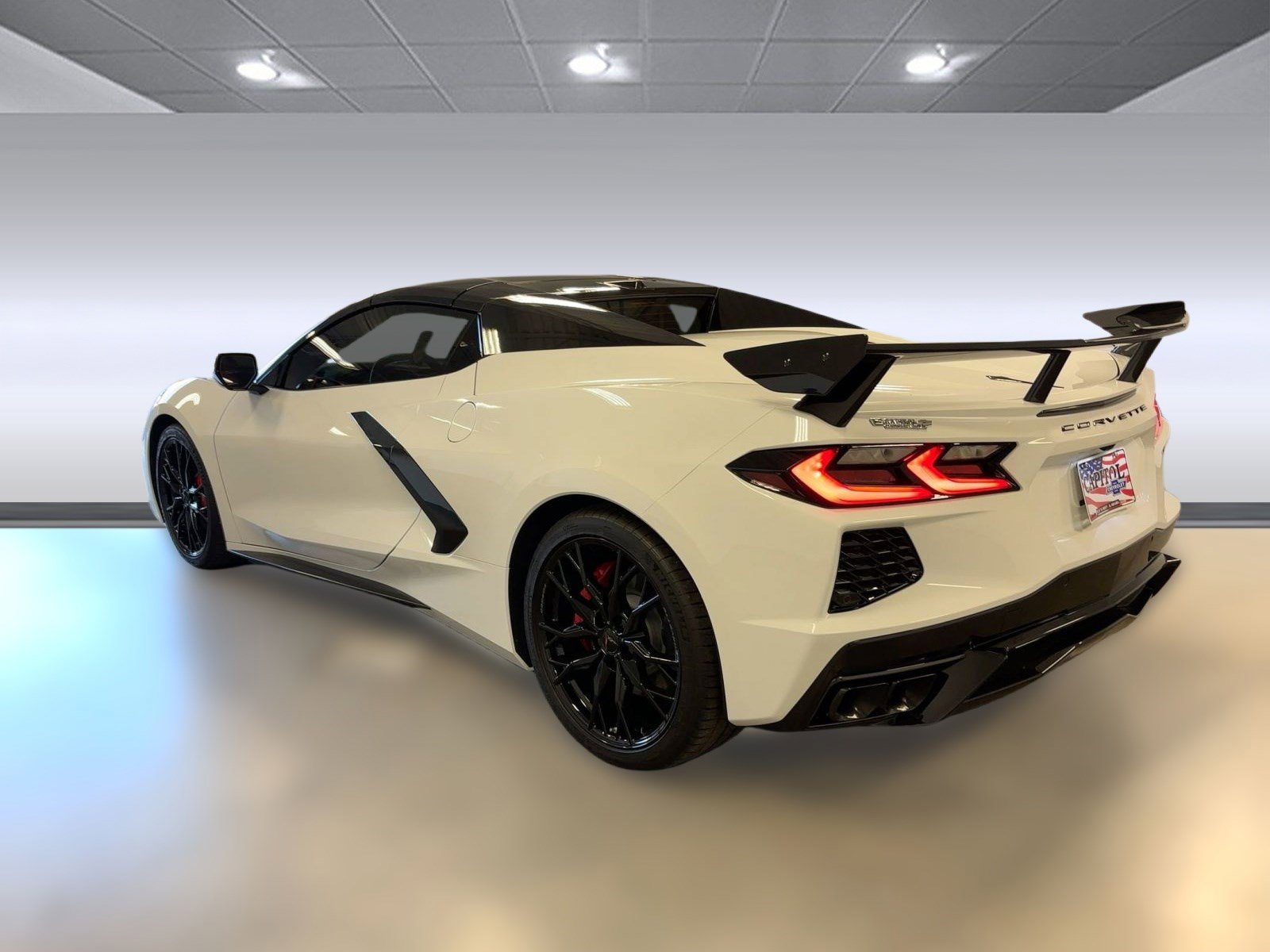 2025 Chevrolet Corvette Stingray 2LT Convertible photo 3