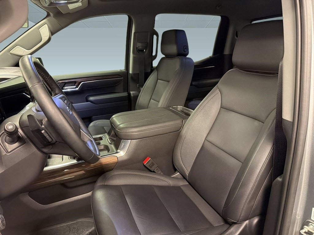 Used 2025 Chevrolet Silverado 1500 LT Trail Boss Truck Crew Cab
