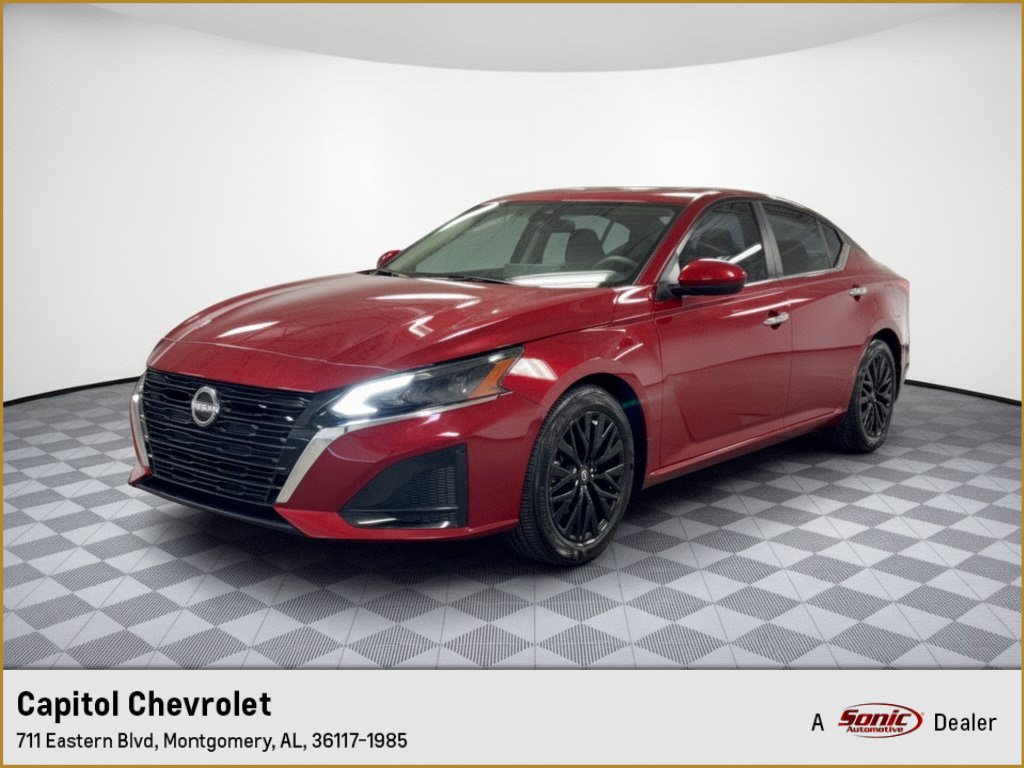 Used 2025 Nissan Altima SV Sedan in Birmingham