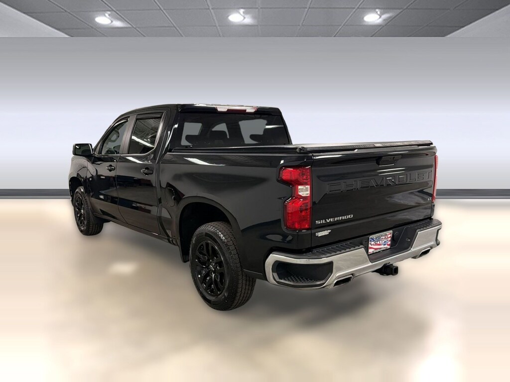 Used 2021 Chevrolet Silverado 1500 LT Truck Crew Cab