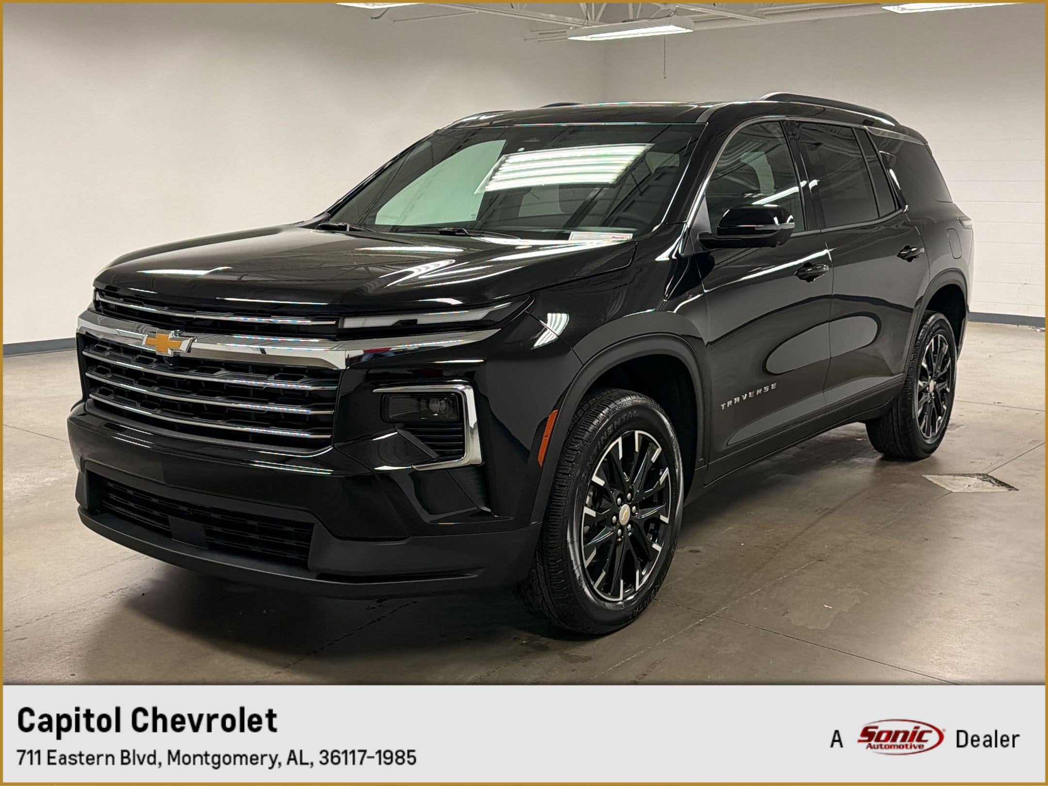 2026 Chevrolet Traverse FWD LT's photo