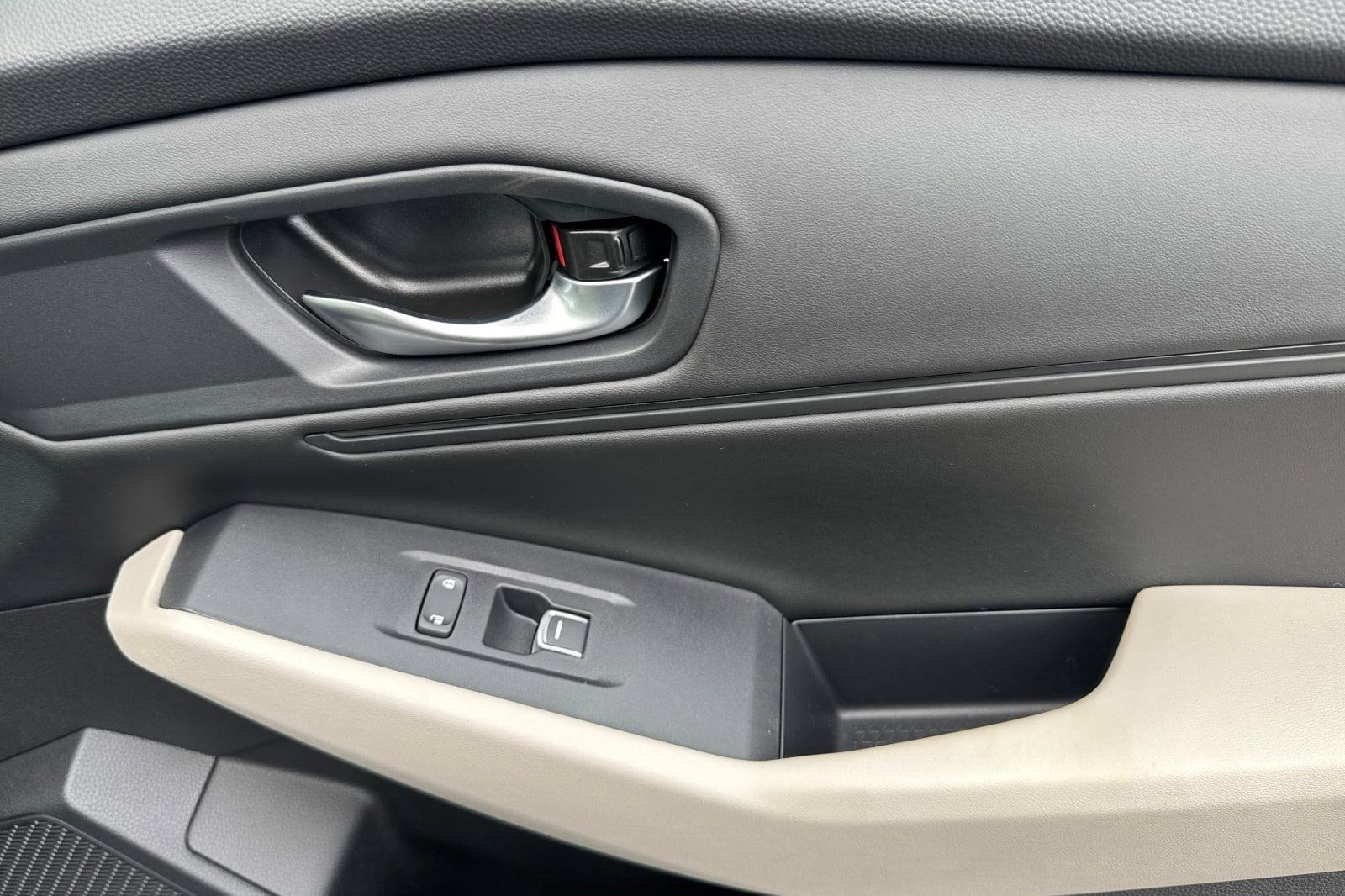 2026 Honda Accord Hybrid EX-L - Photo 27
