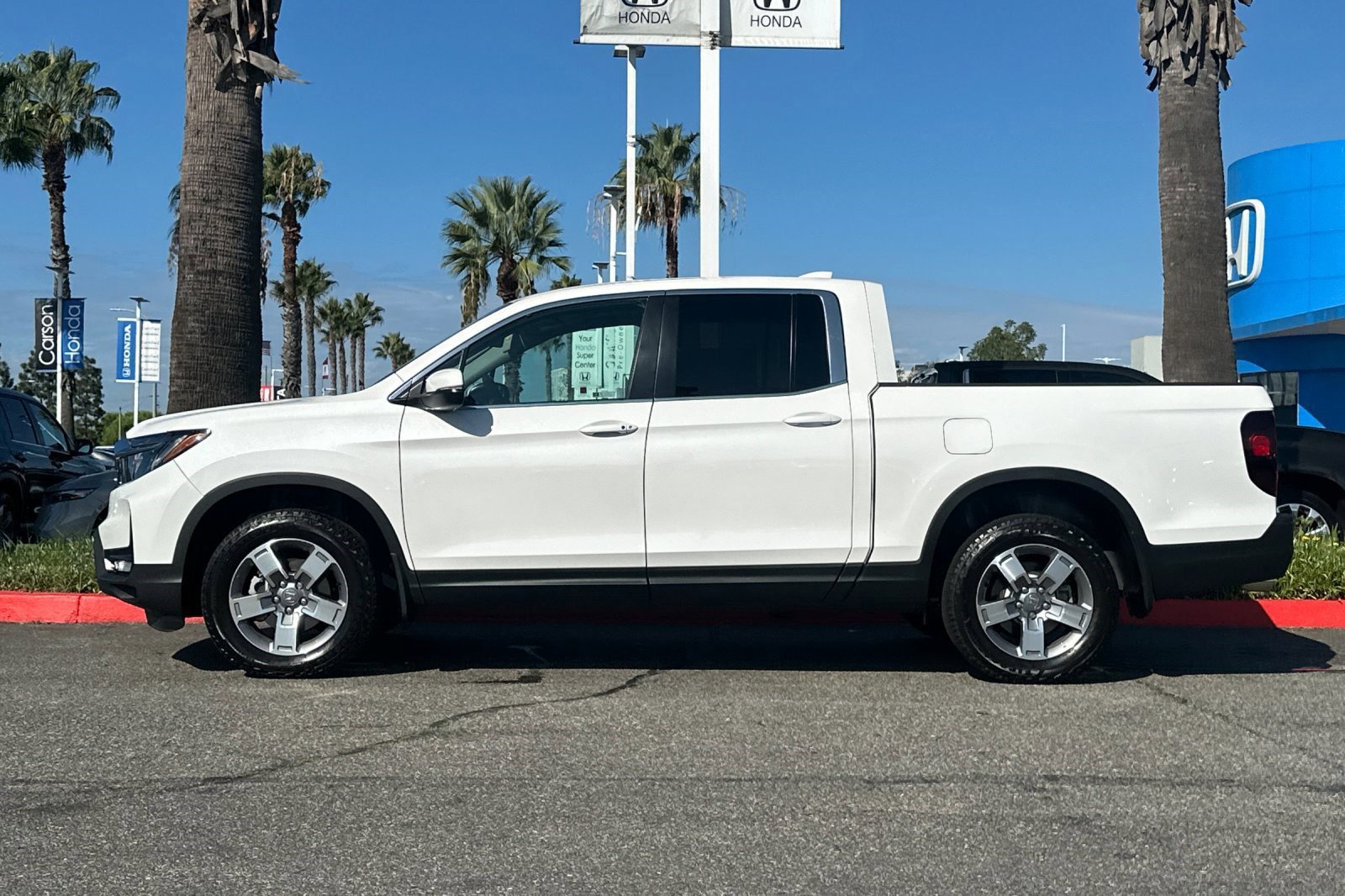 2025 Honda Ridgeline RTL photo 2