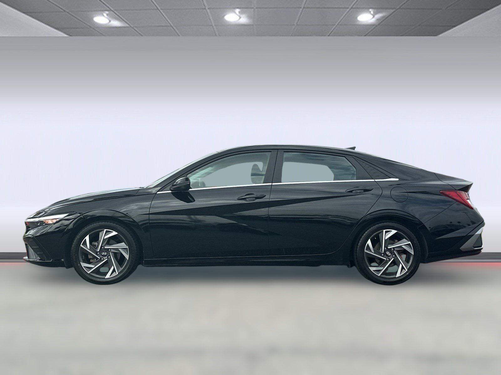 2024 Hyundai Elantra Limited photo 2