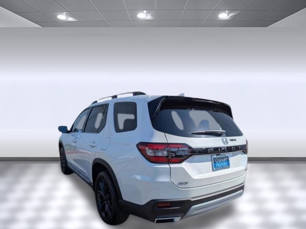 New 2025 Honda Pilot Touring SUV