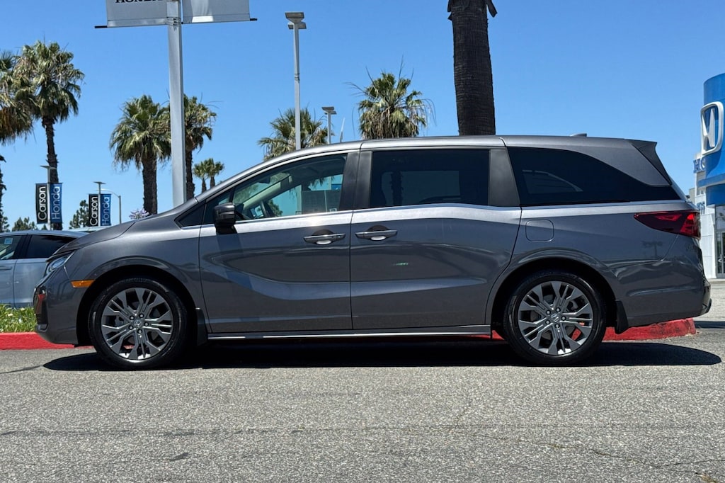 Certified 2025 Honda Odyssey Touring Van