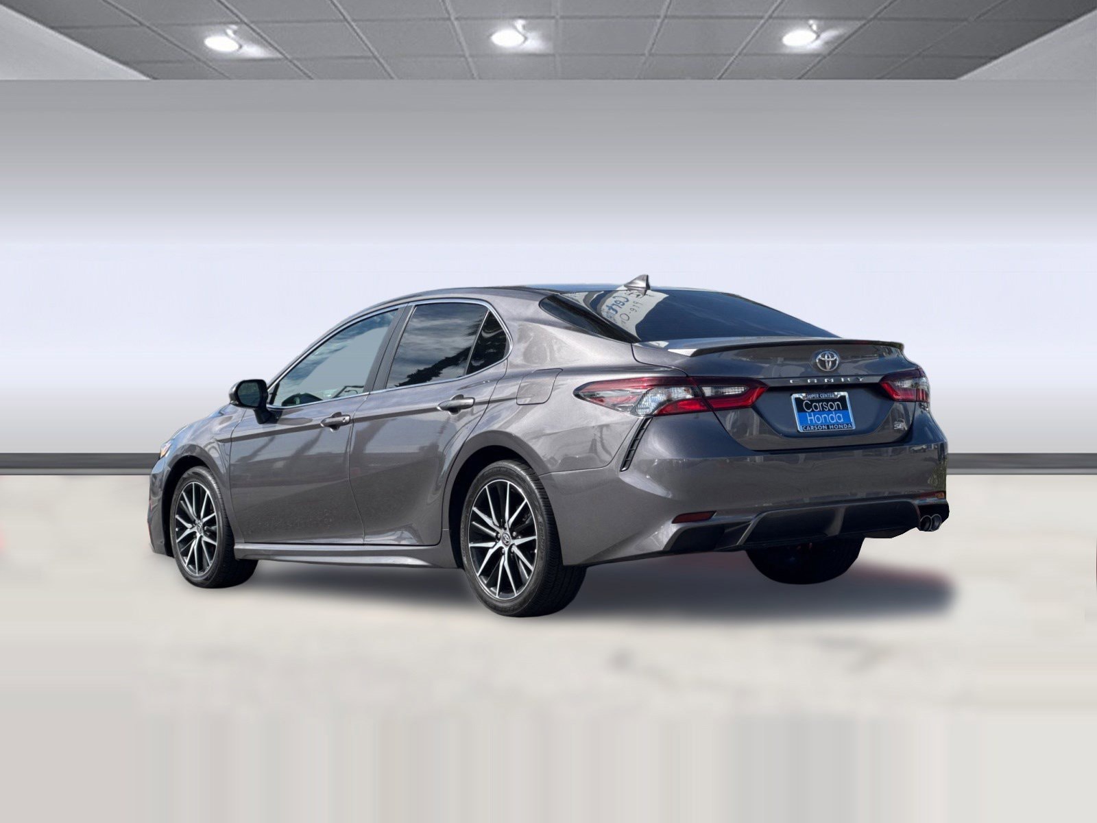 2023 Toyota Camry SE photo 2