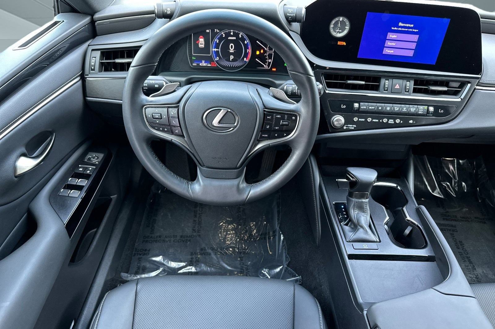 2023 Lexus ES 350 photo 4