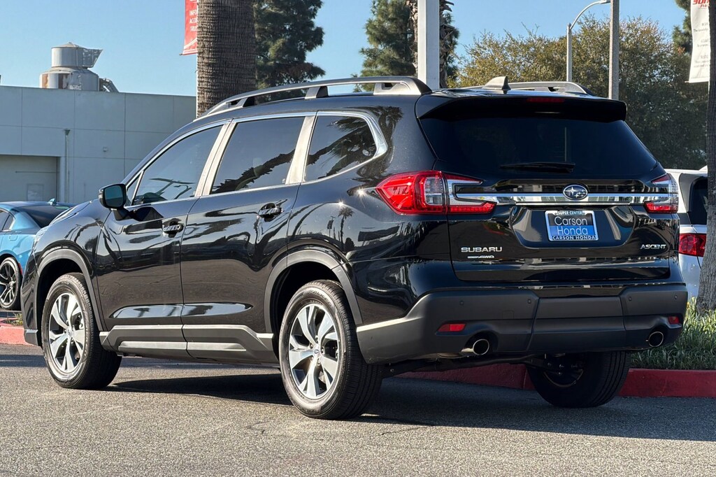 Used 2023 Subaru Ascent Premium SUV