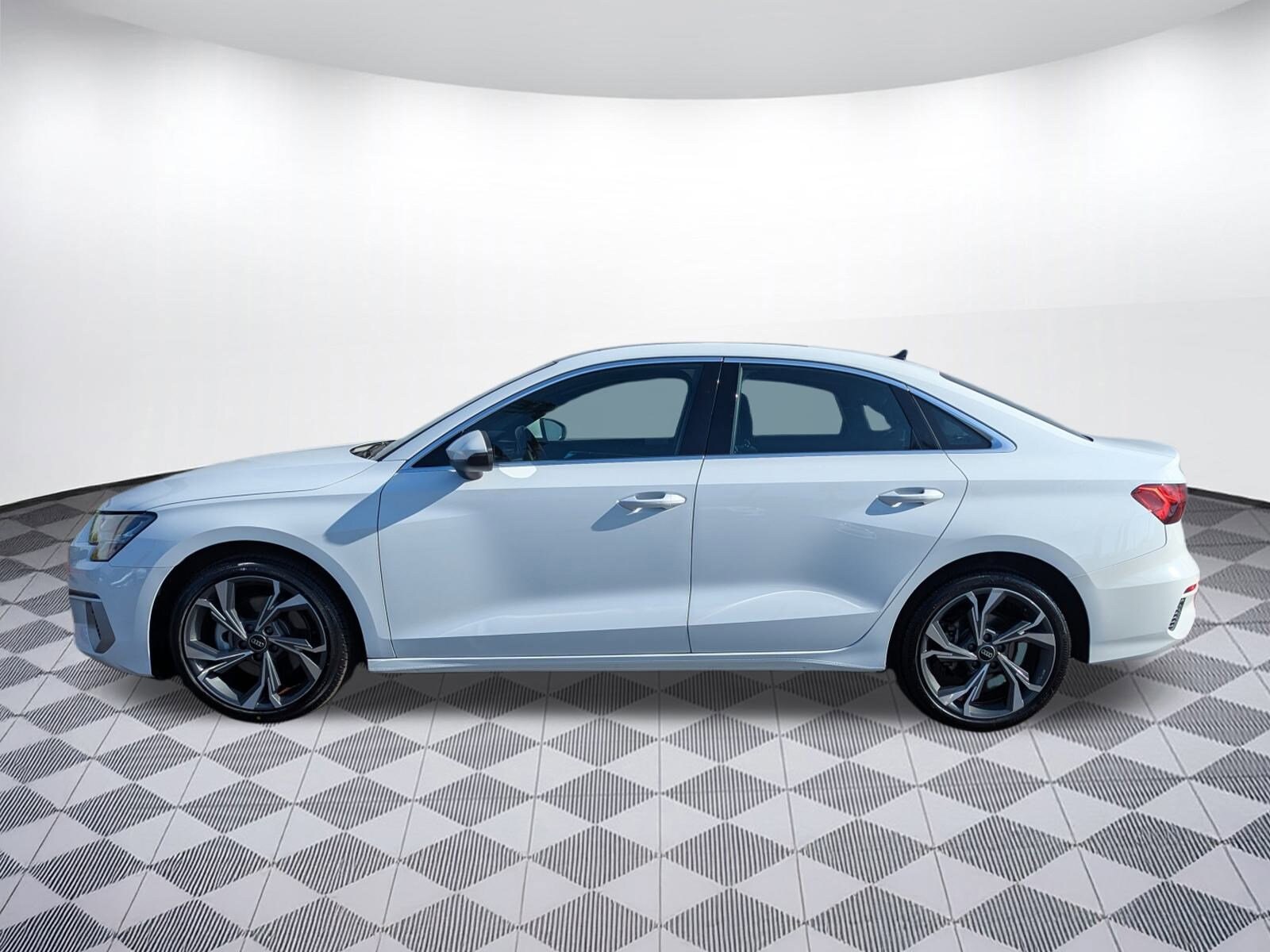 2022 Audi A3 Premium photo 3