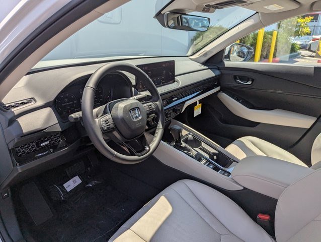 2025 Honda Accord Hybrid EX-L photo 4