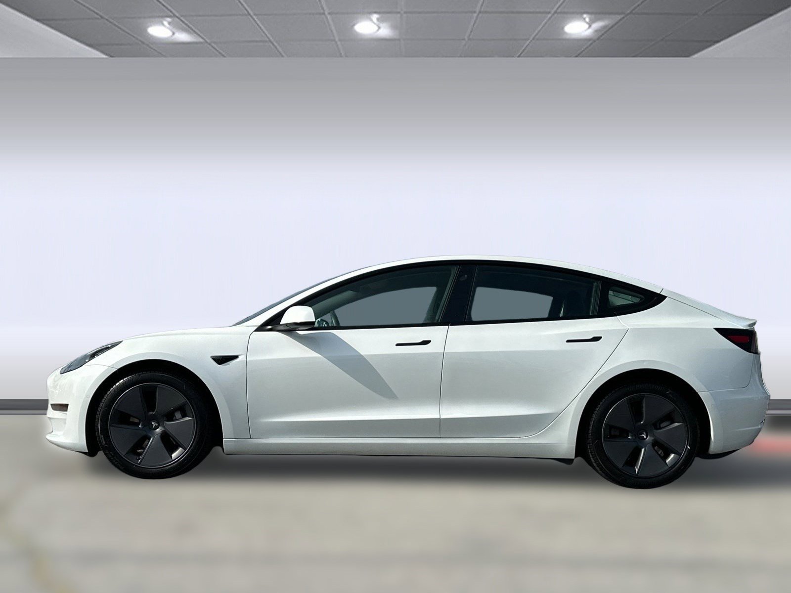 2022 Tesla Model 3 Long Range photo 2