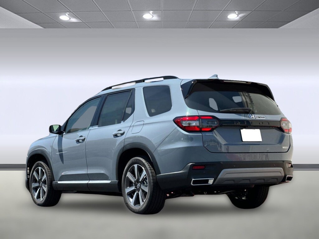 New 2025 Honda Pilot Touring SUV