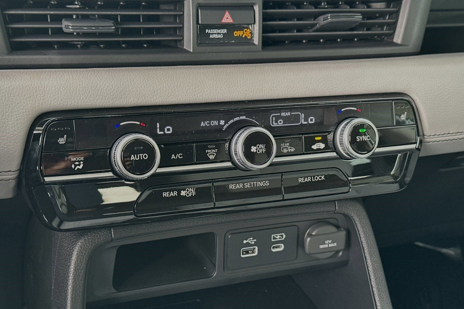 2025 Honda Pilot EX-L - Photo 17