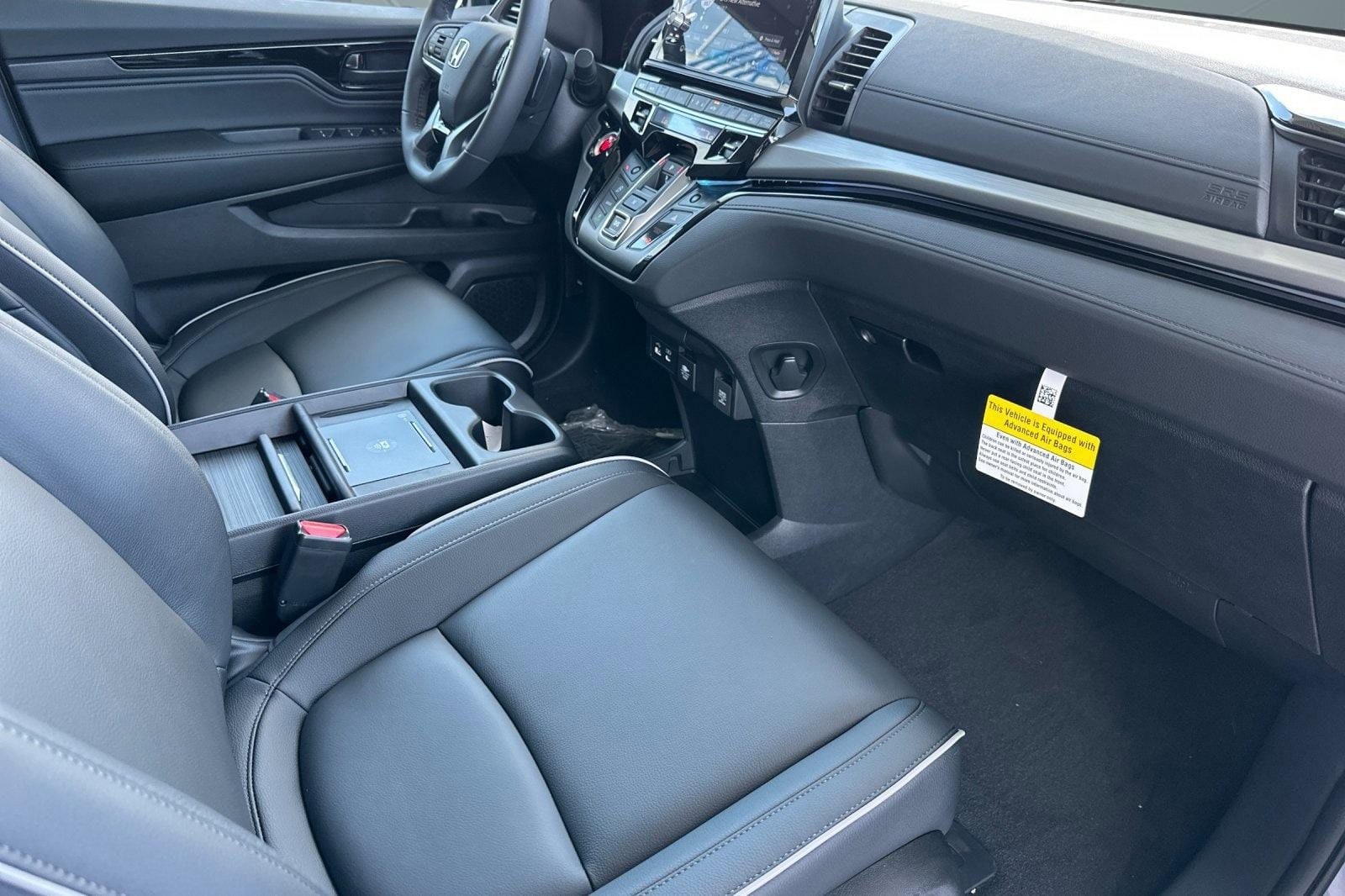 2026 Honda Odyssey Touring - Photo 26