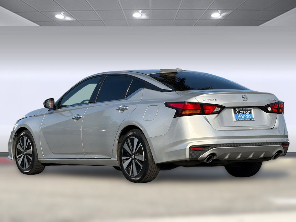 Used 2019 Nissan Altima 2.5 SV Sedan