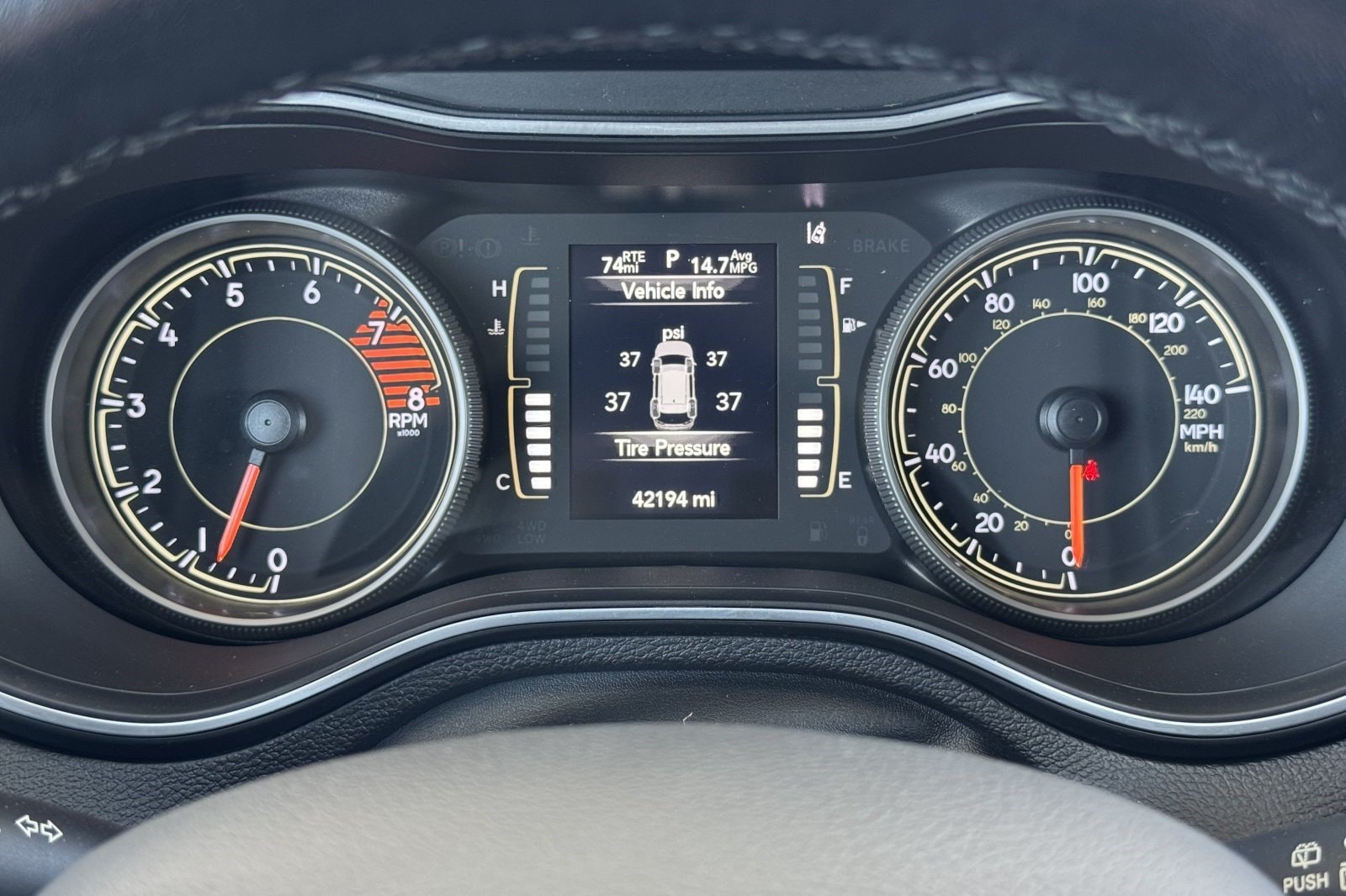 2021 Jeep Cherokee Latitude Lux - Photo 20