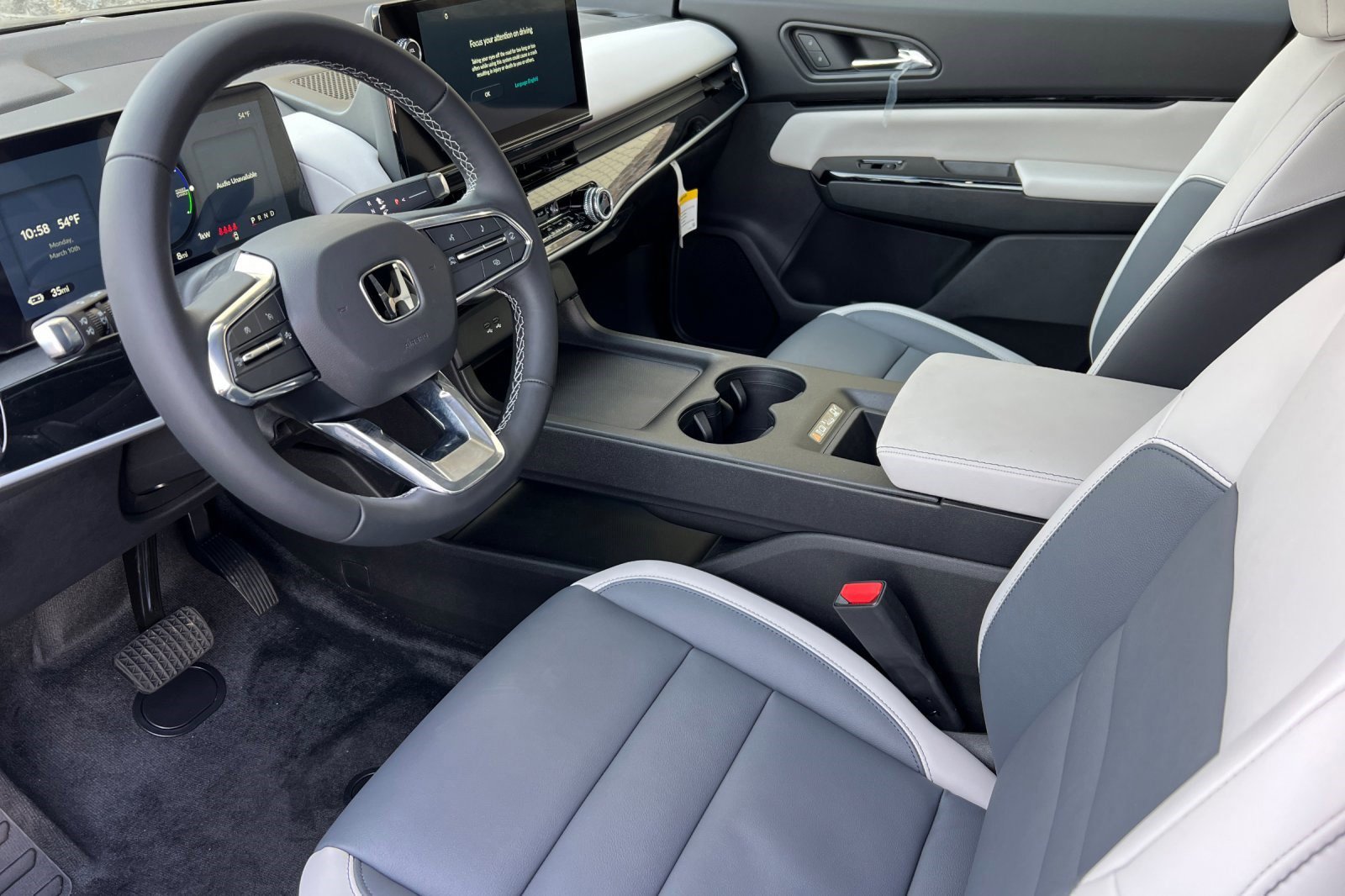 2025 Honda Prologue Touring photo 4