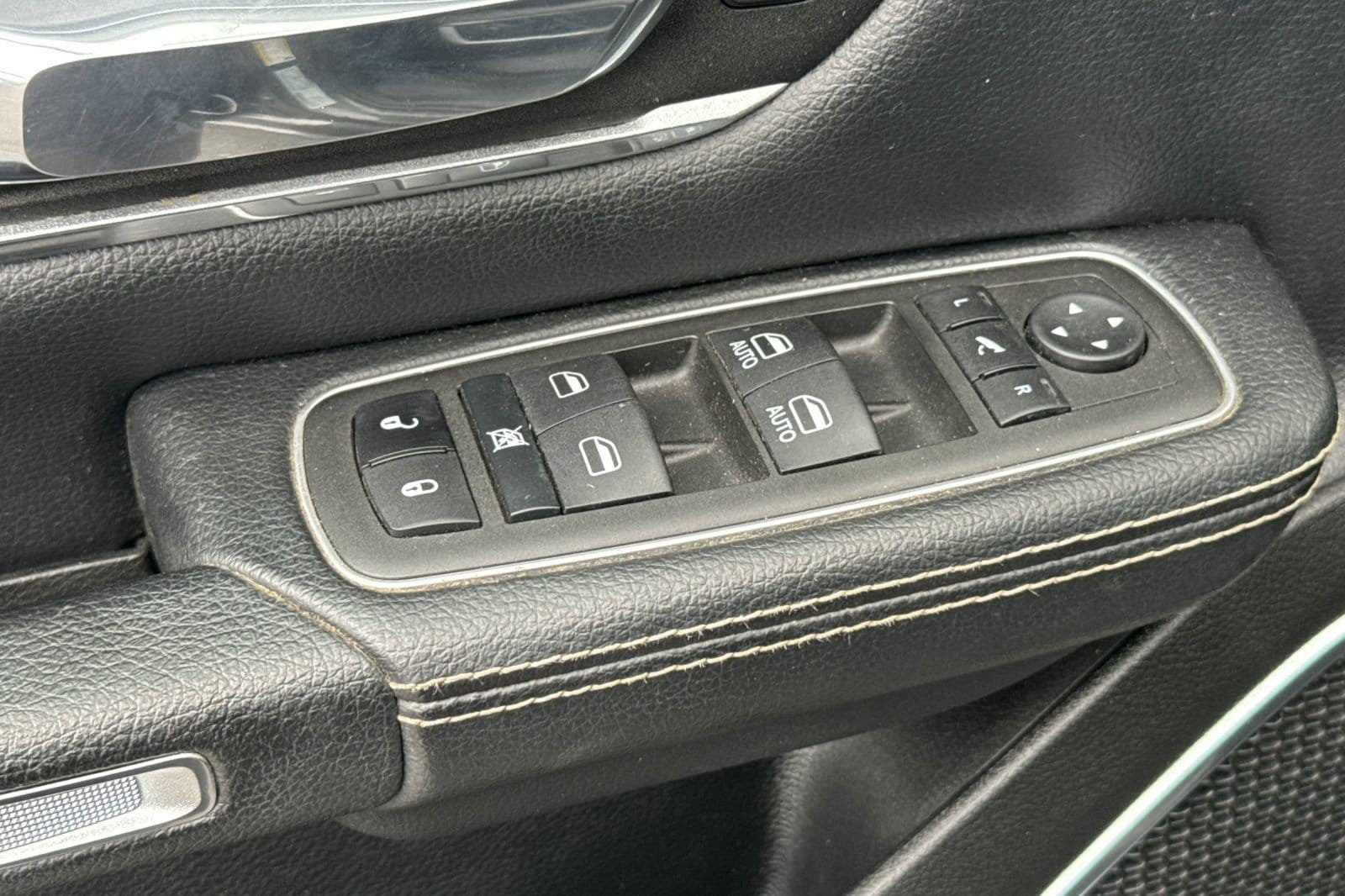 2022 RAM Ram 1500 Pickup Laramie - Photo 13