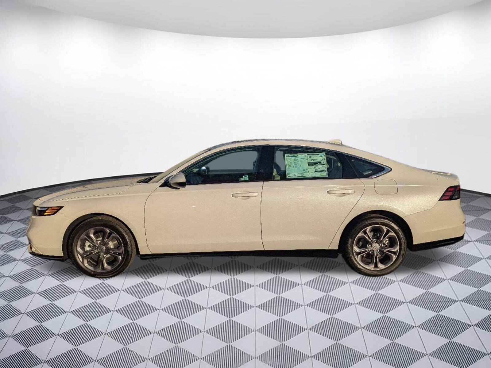 2025 Honda Accord Hybrid EX-L photo 3