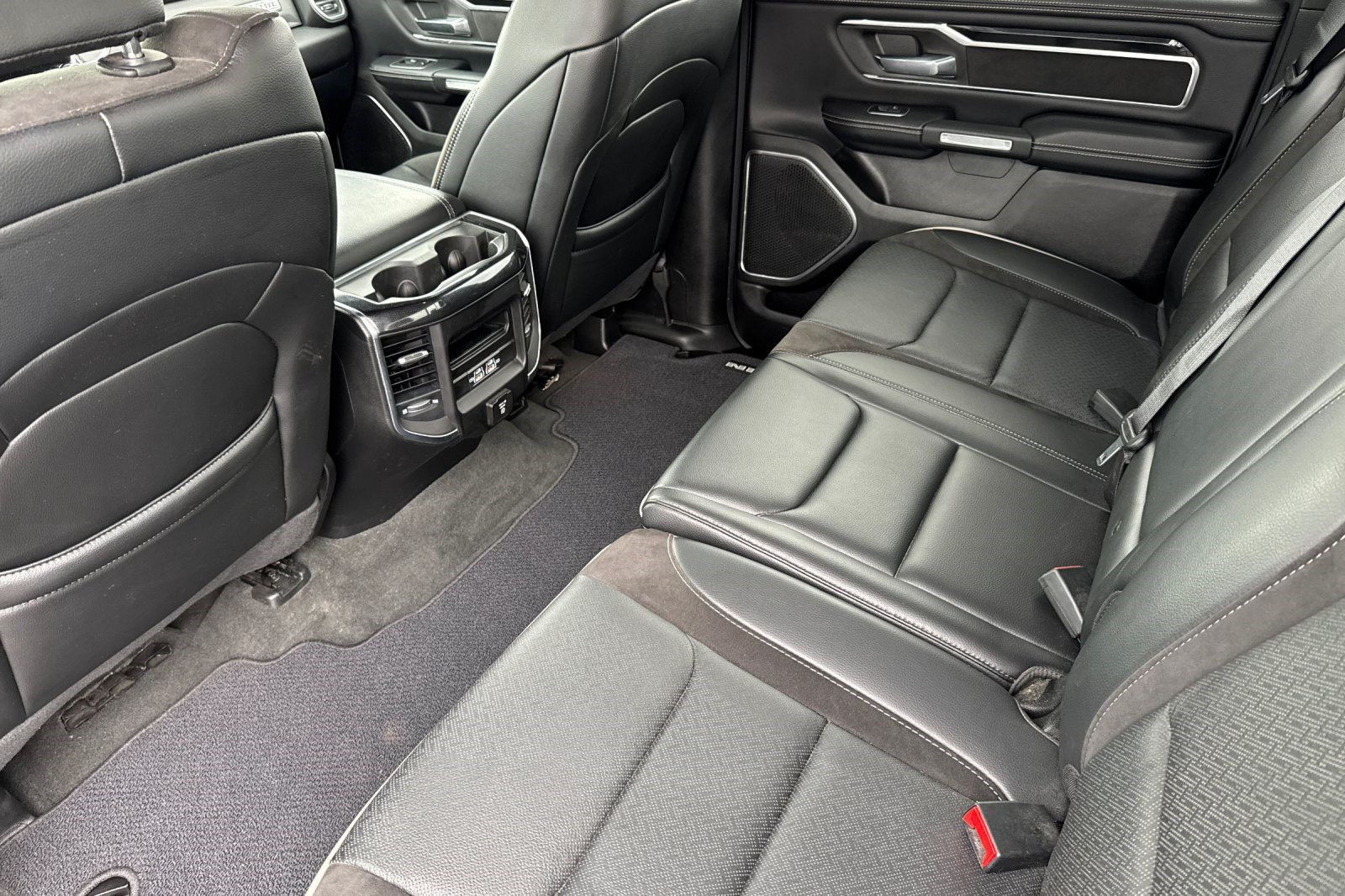 2022 RAM Ram 1500 Pickup Laramie - Photo 23